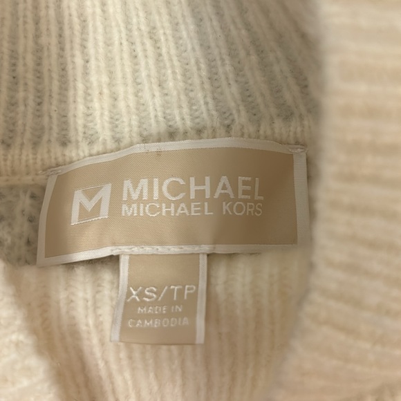 Michael Kors Sweater - Picture 2 of 3